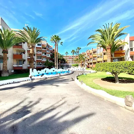 With Pool,wifi Near The Beach In Apartment Costa Del Silencio