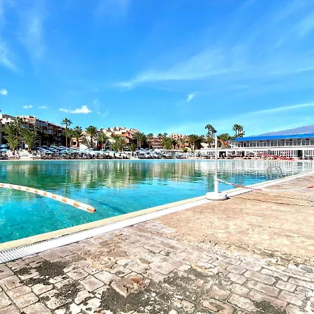 With Pool,wifi Near The Beach In Apartment Costa Del Silencio
